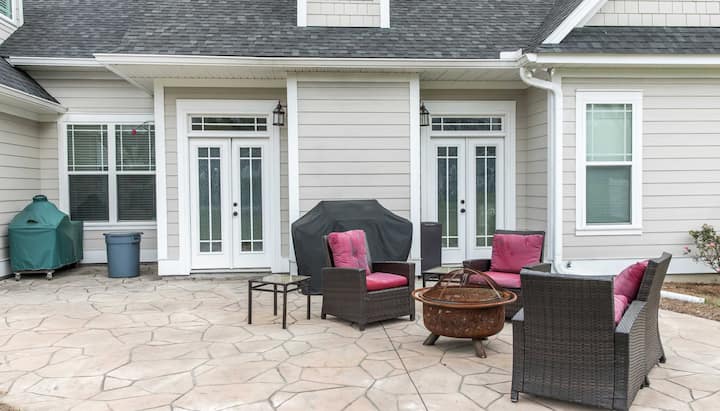 Elevate Your Outdoor Living Space with Stunning Stamped Concrete Patio in Los Angeles, CA - Choose from a Variety of Creative Patterns and Colors to Achieve a Unique and Eye-Catching Look for Your Patio with Long-Lasting Durability and Low-Maintenance.